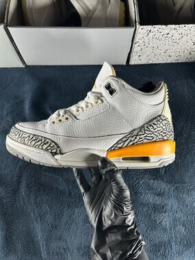 Jordan 3 Laser Orange